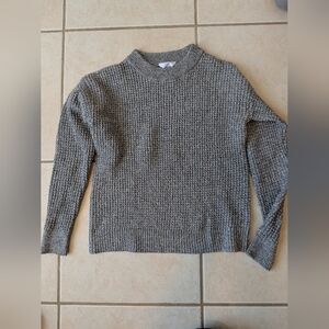 Time and Tru Textured Gray Sweater
